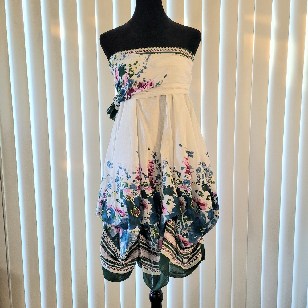 Vintage India Floral Strapless Dress